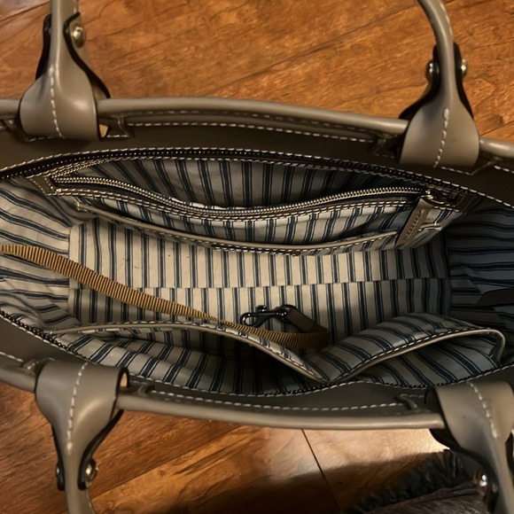 Dooney & Bourke Quincey Beacon Tote - Picture 7 of 10